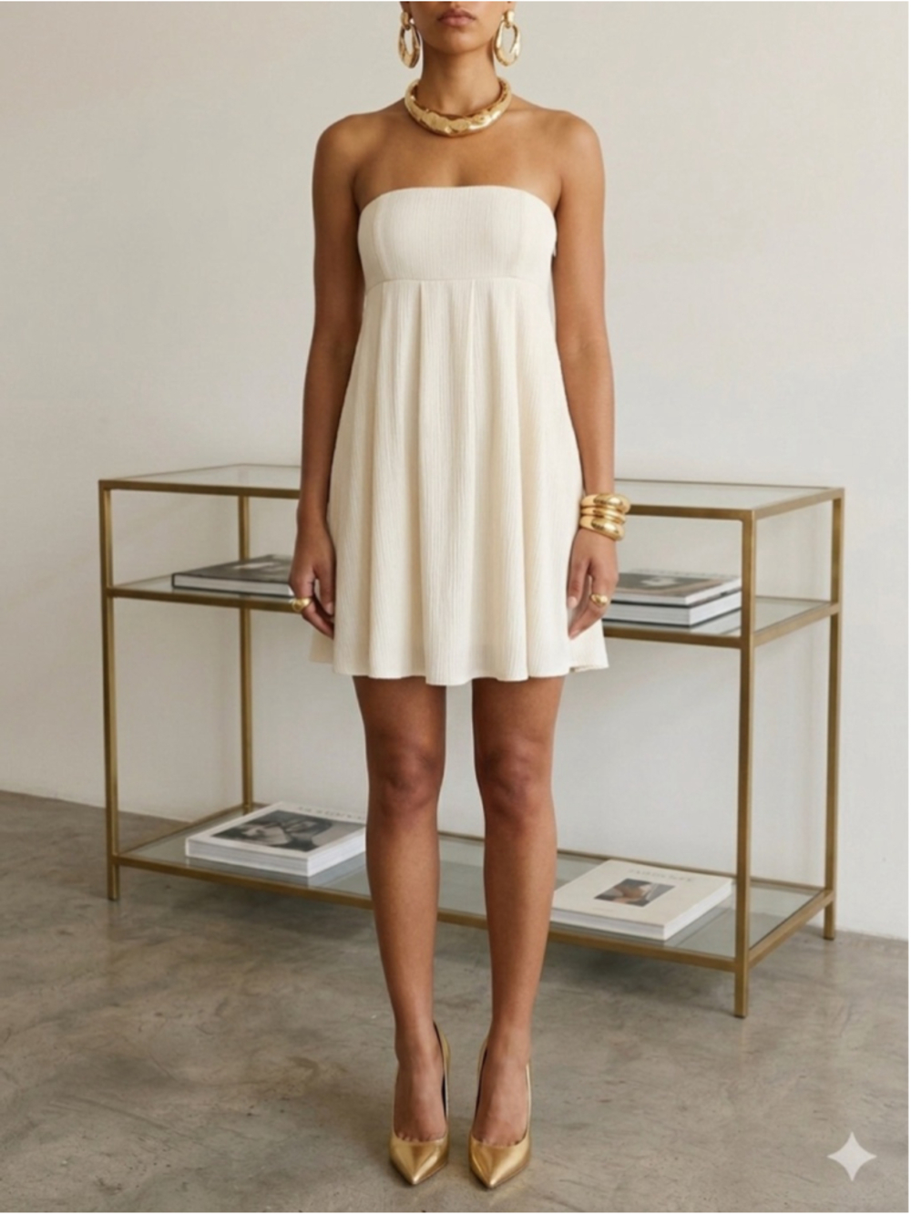MISSGUIDED White Strapless Babydoll Mini Dress Pleated Empire Waist Festival XS